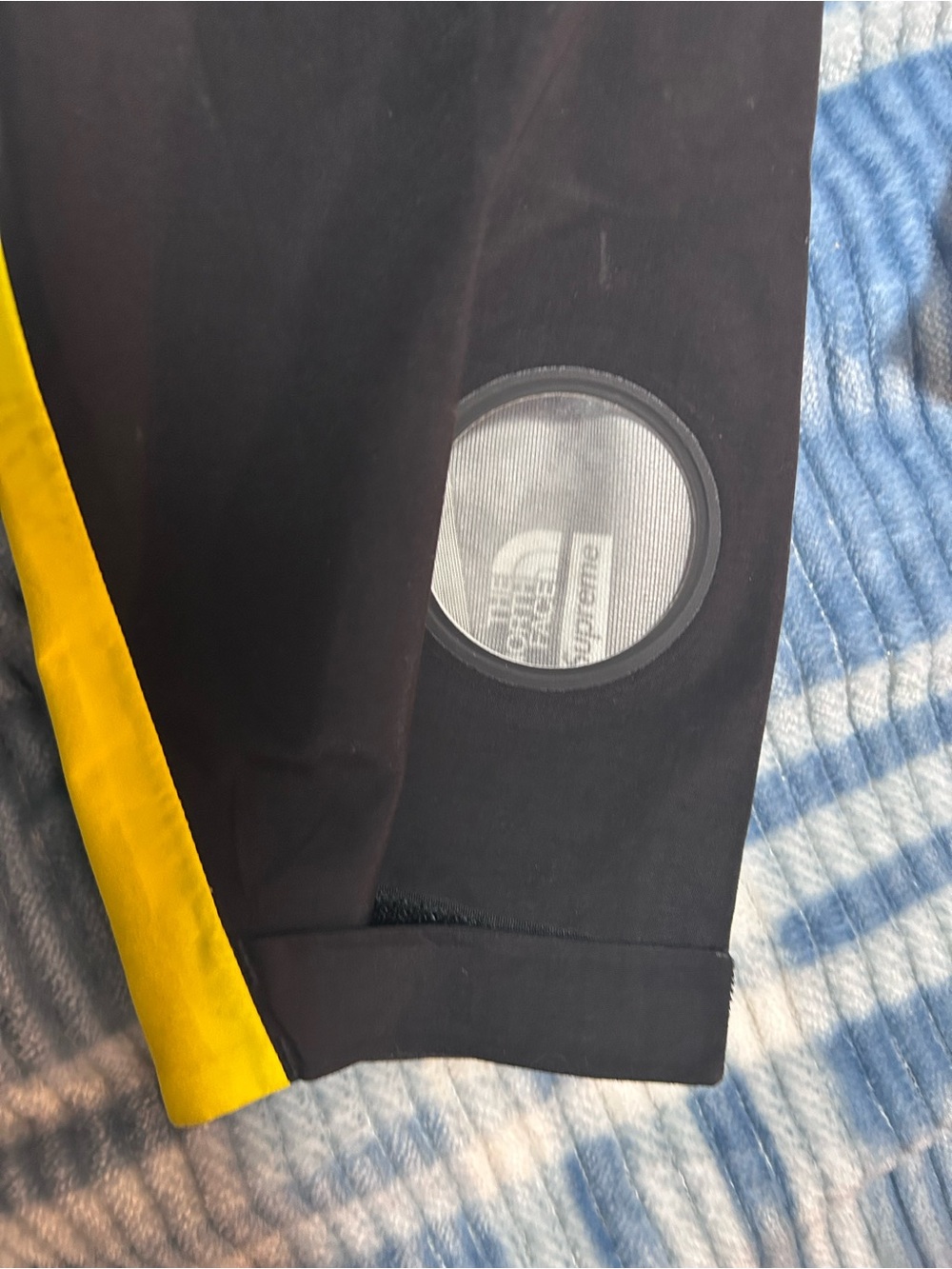 Supreme x The Northface Black and Yellow Taped Seam Shell Jacket - Picture 3 of 7
